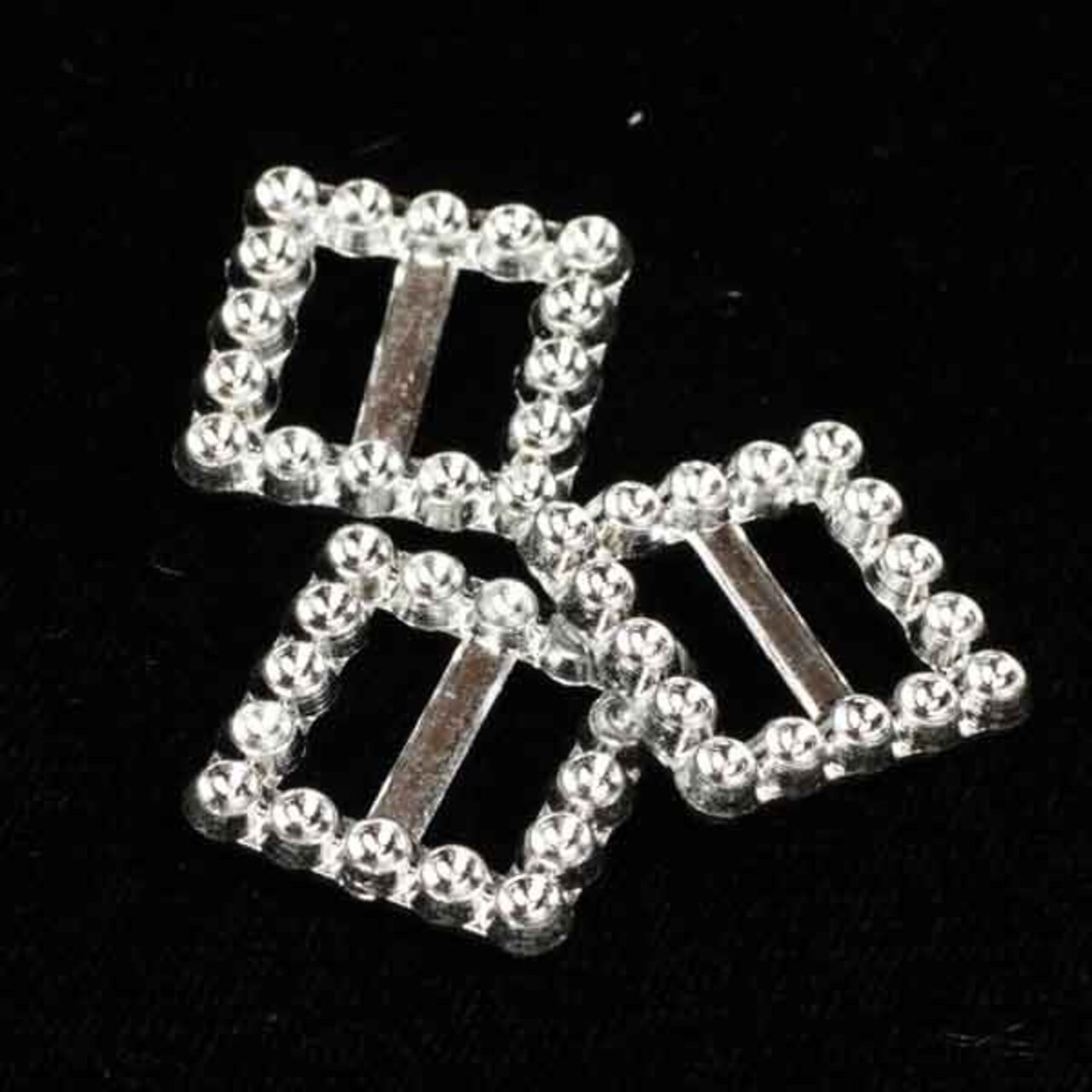 The Ribbon People Club Pack of 400 Silver Rhinestone Square Buckles 0.75"
